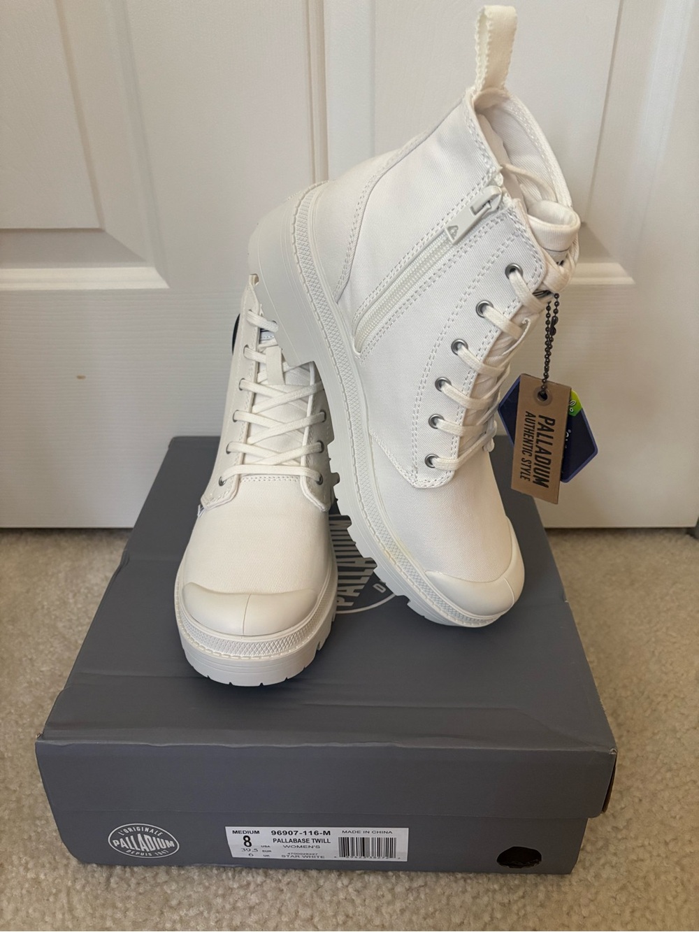 Palladium Women's Off-White Lace-Up Canvas Ankle Boots Size 8 NWT
